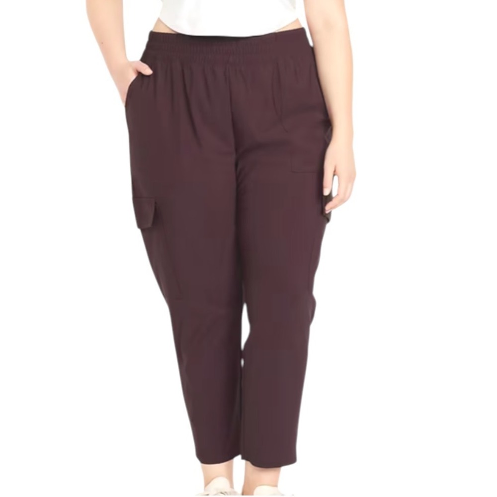 OLD NAVY Hi-Rise Powersoft SLEEKTECH CARGO PANTS Purple Stretch Nylon XXL TALL T